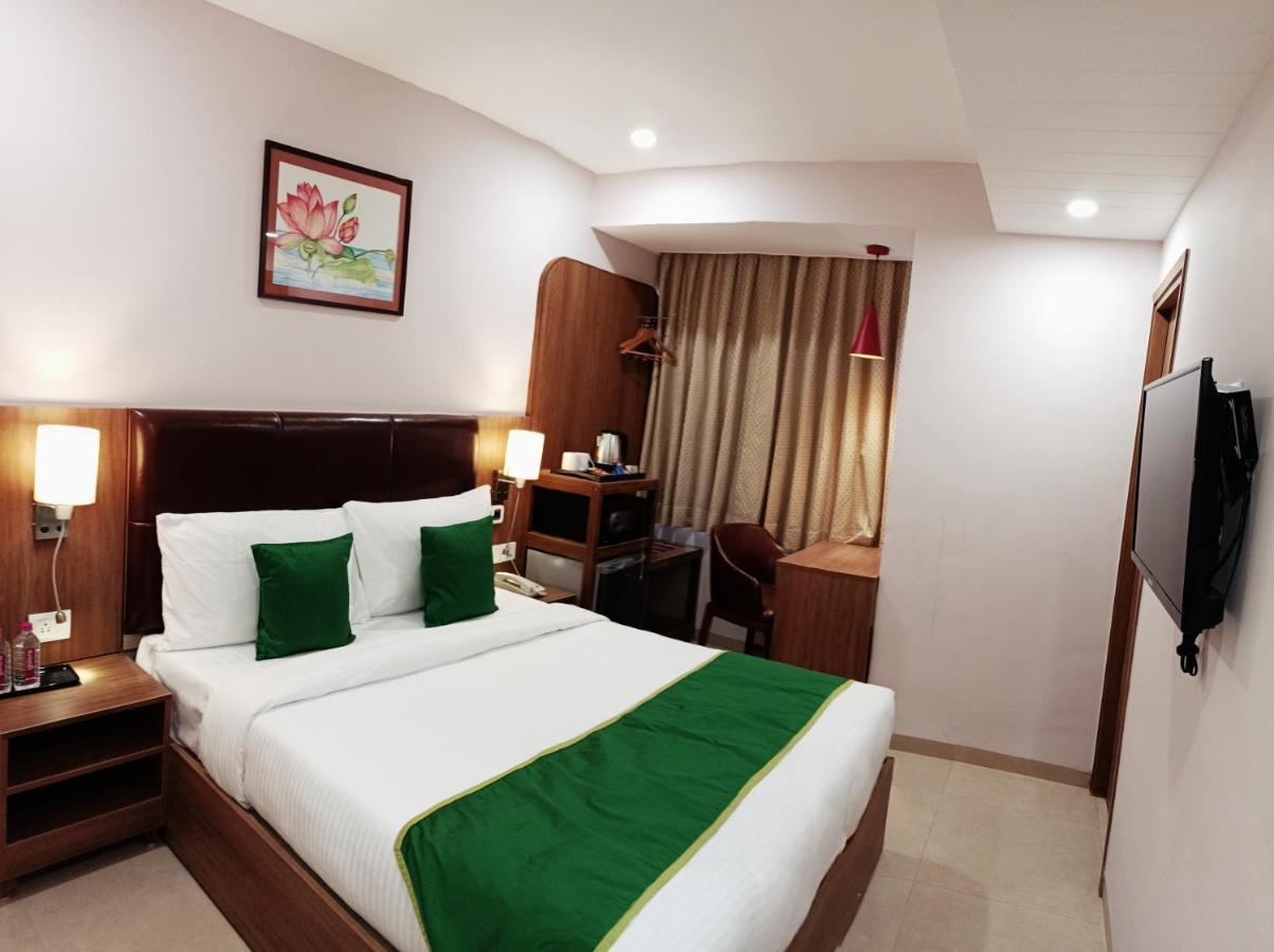 The Beacon Hotel Vadodara Eksteriør bilde