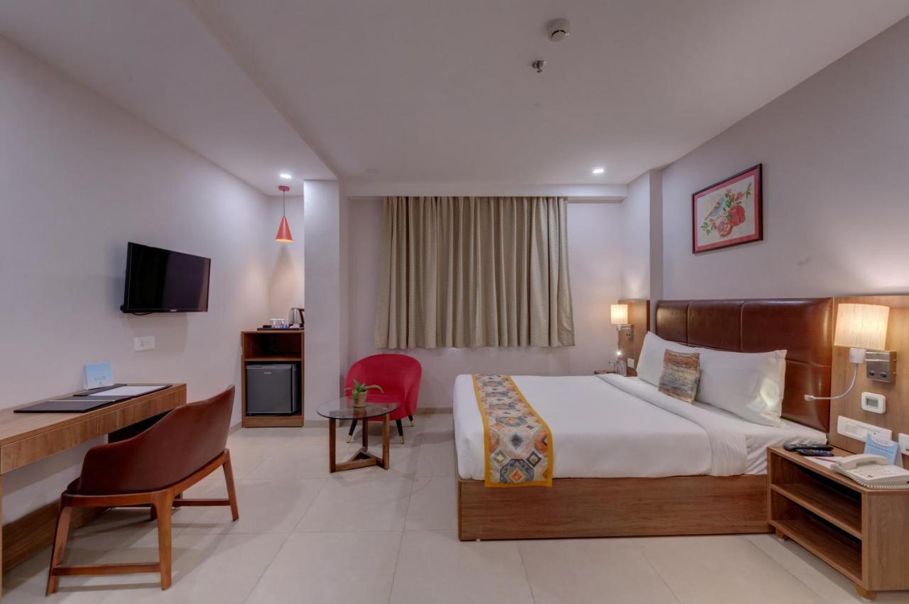 The Beacon Hotel Vadodara Eksteriør bilde