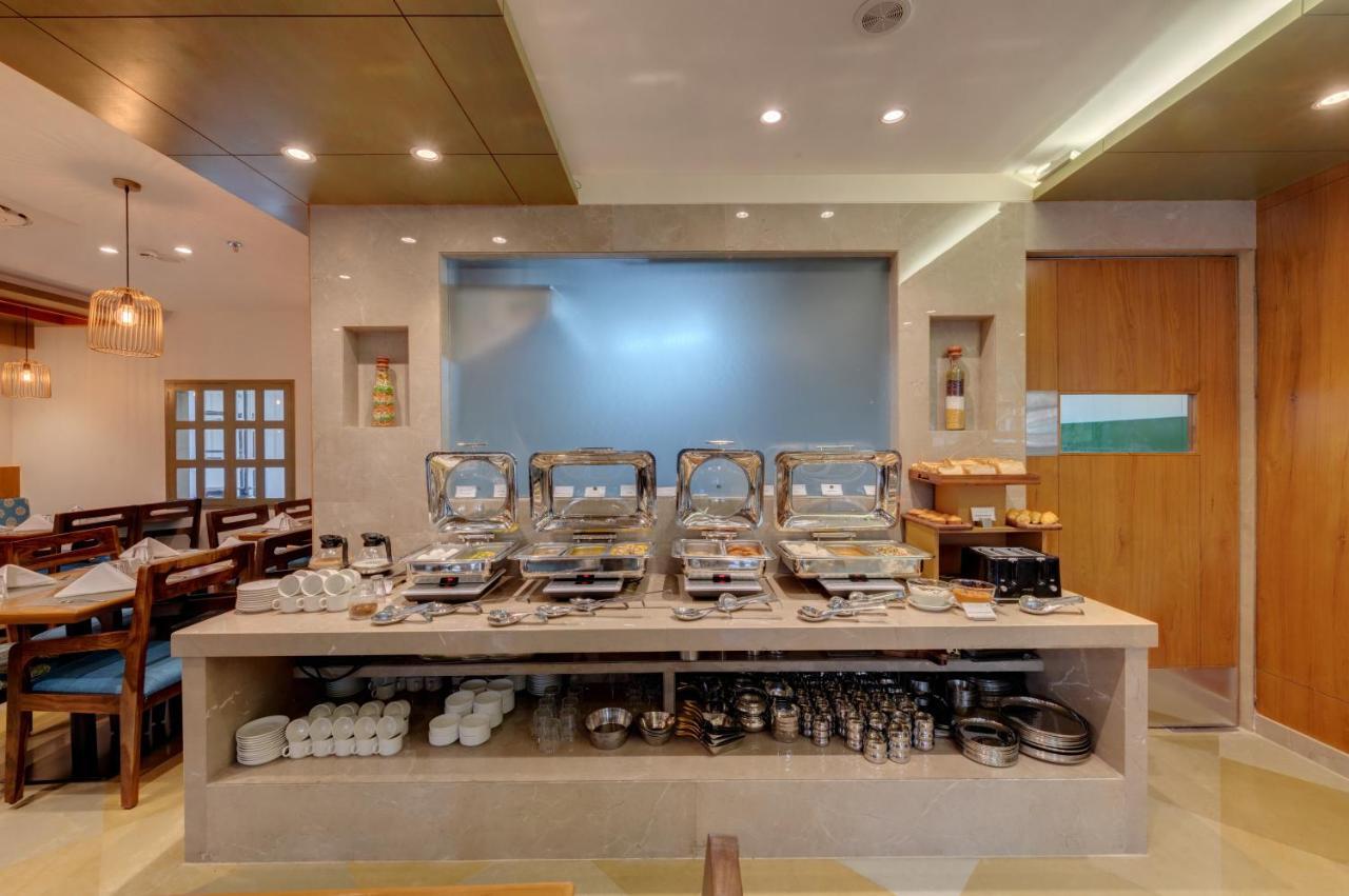 The Beacon Hotel Vadodara Eksteriør bilde