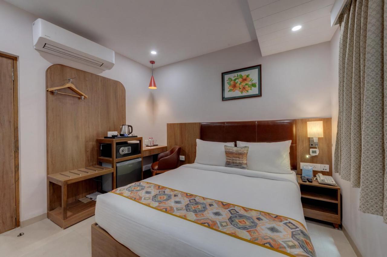 The Beacon Hotel Vadodara Eksteriør bilde