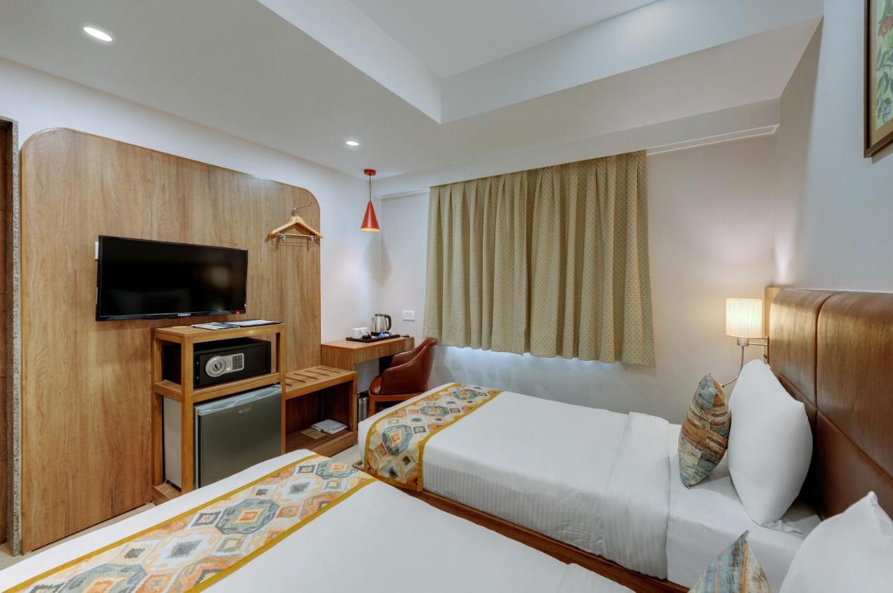 The Beacon Hotel Vadodara Eksteriør bilde